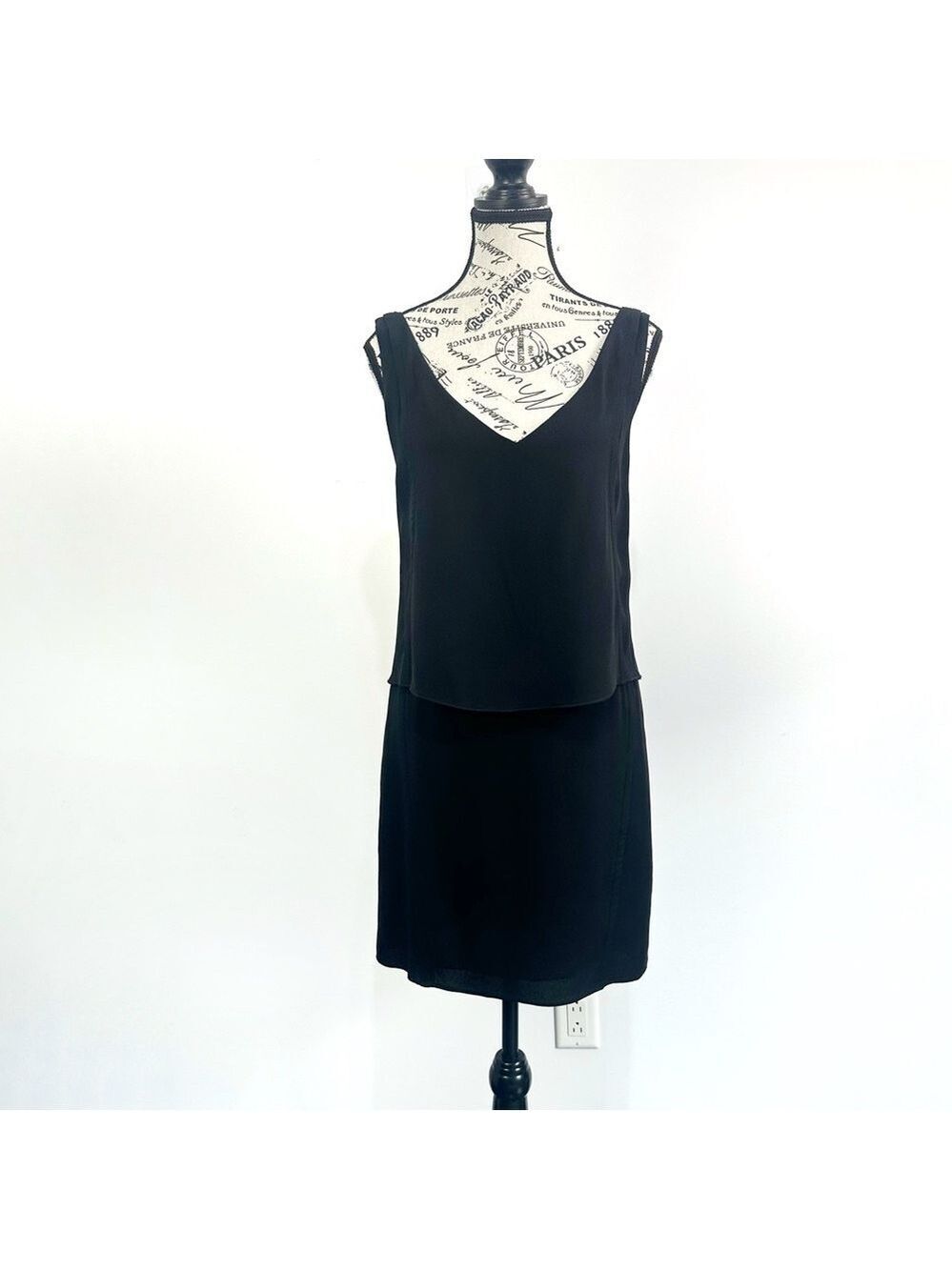 Aritzia Babaton 100% Silk Sleeveless Tiered Dress Black Sz 2